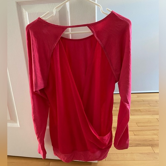 Lole size medium Suddhi long sleeve top - Picture 2 of 2